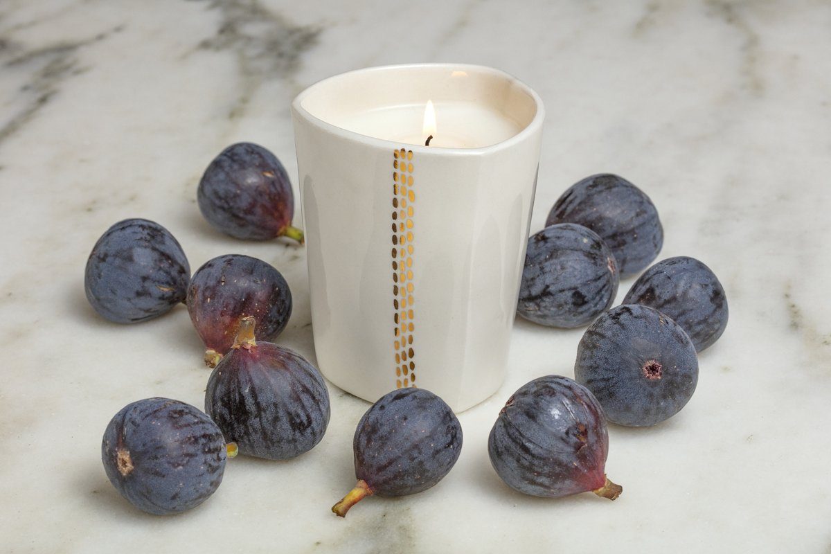 Linnea Gold Candle - elegant soy blend candle handcrafted by Tandem Ceramics in Massachusetts. Gifts that give back.