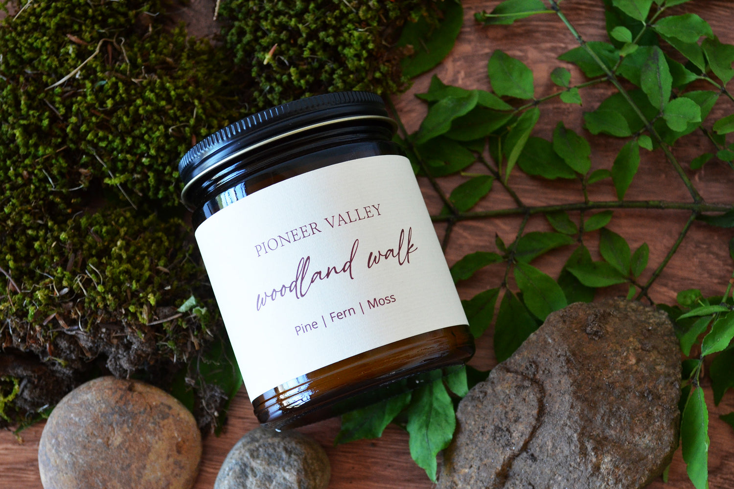 tobacco and moss candle WILD TOBACCO: A Bestseller Scent Notes Product Info pipe tobacco Tobacco Leaf & Saffron Candle